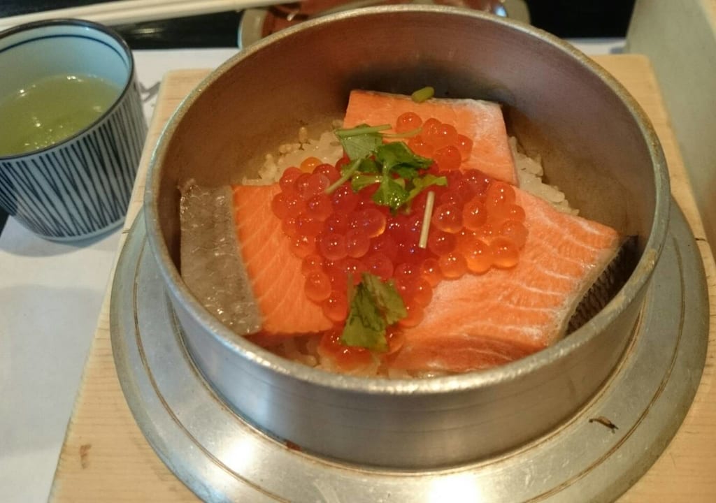相州釜飯鳥ぎん