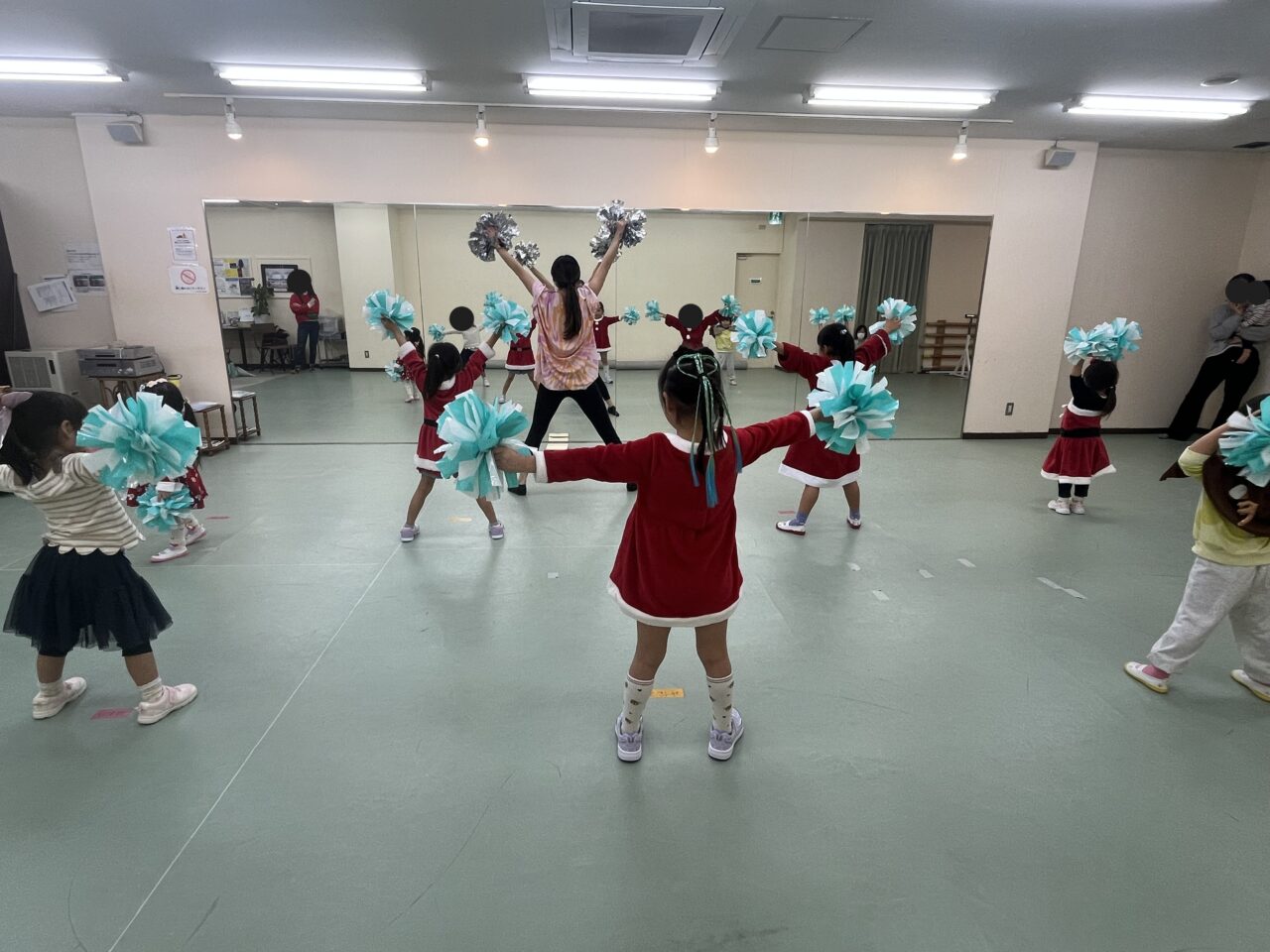 AYUMI Cheer Dance School 