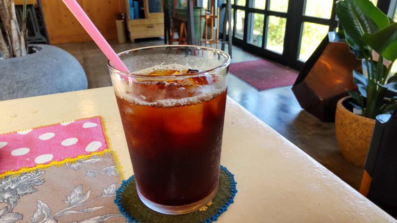 SUNROOM/UTOPIA COFFEE