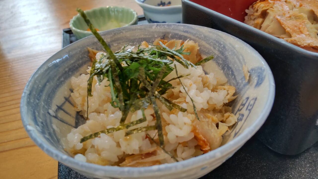 山安食堂